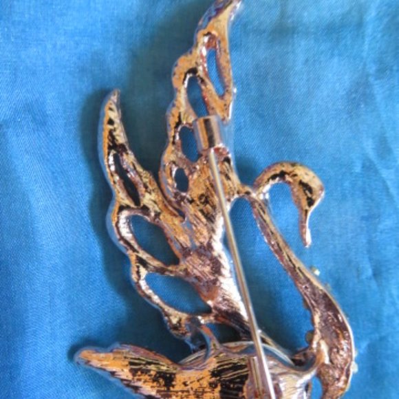 nwt Graceful SWAN Brooch Crystals & Faux Red Stone 2" (K308) - Picture 5 of 5